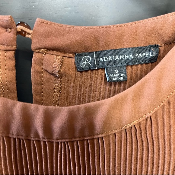 Flowy Blouse - Picture 4 of 6